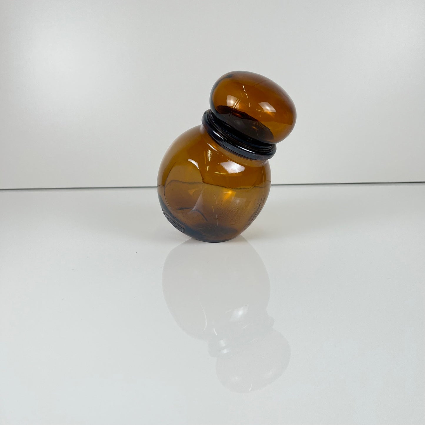 Pot de conservation en verre fumé brun, Lever, belgique