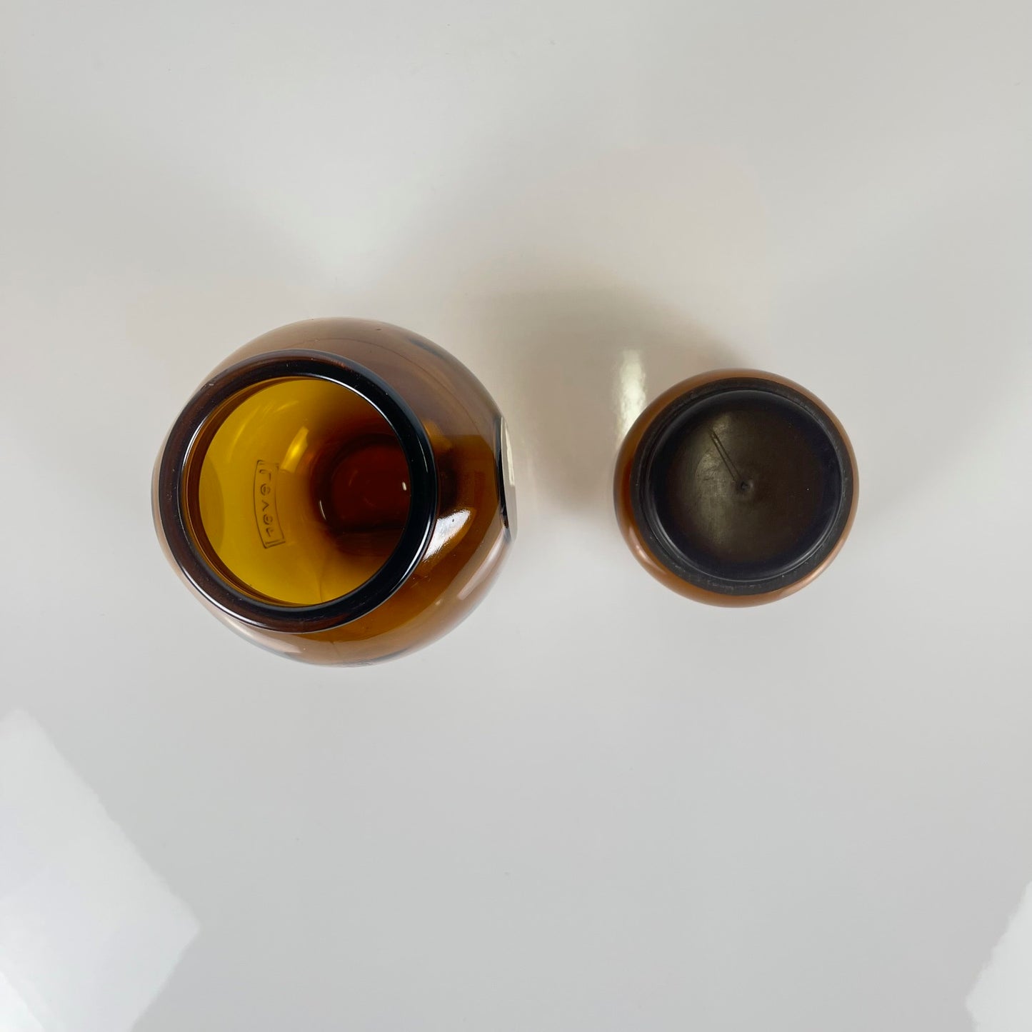 Pot de conservation en verre fumé brun, Lever, belgique