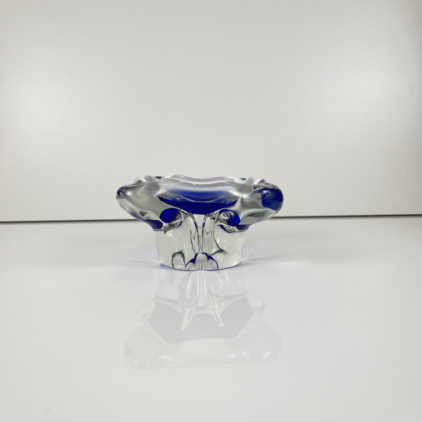 Cendrier en verre soufflé , style Murano , 1970