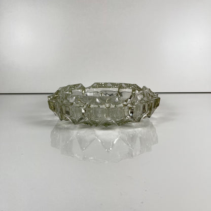 Grand cendrier en cristal taillé, 1960, France