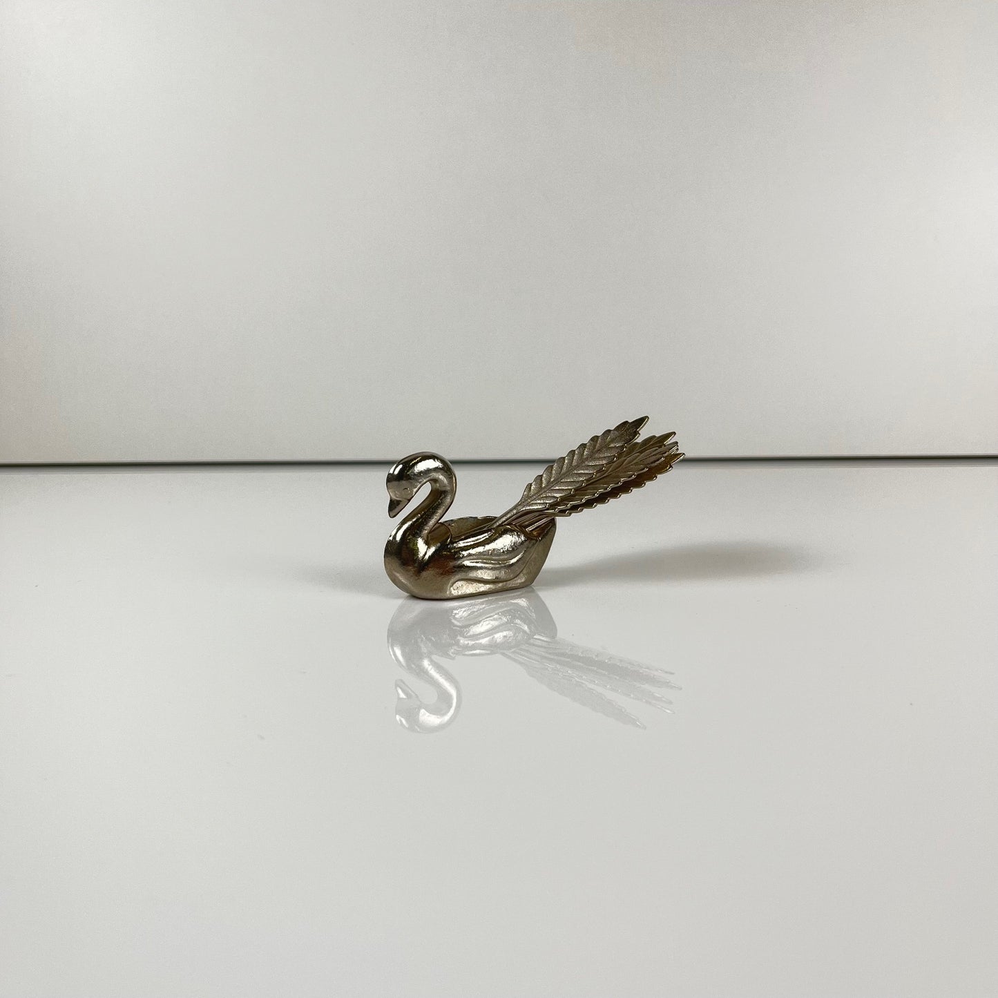 Porte pic vintage en forme de cygne, Métal argenté, 1970