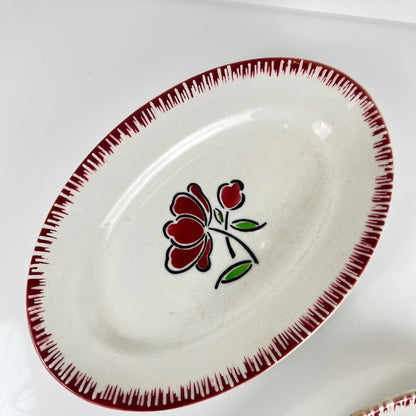 Duo de ravier en porcelaine, Badonviller, fleur rouge, 1950
