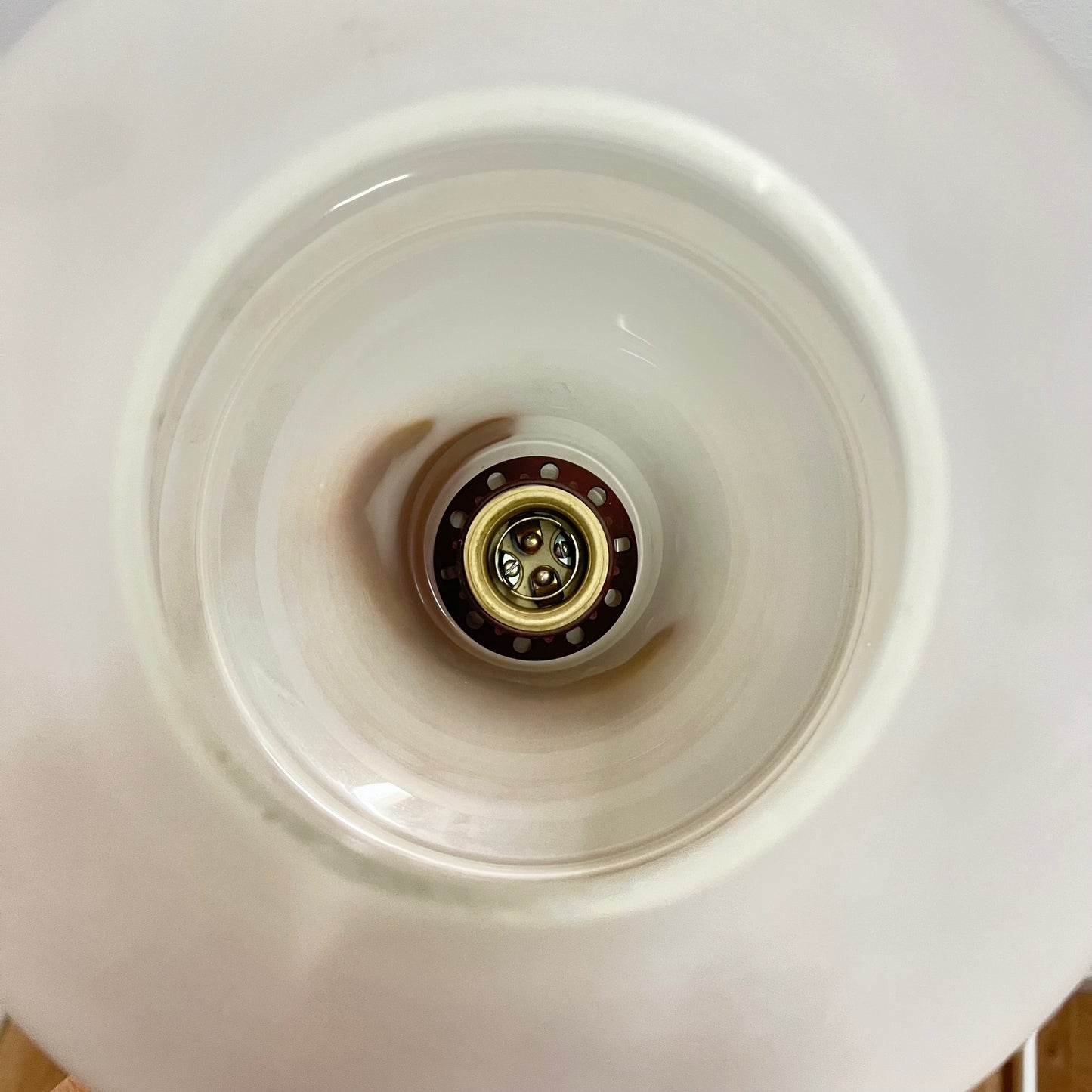 Suspension vintage en verre, bande rouge  , 1960/70 MCM