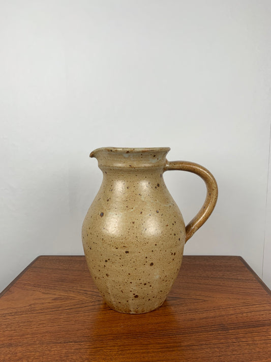 Stoneware jug / pitcher