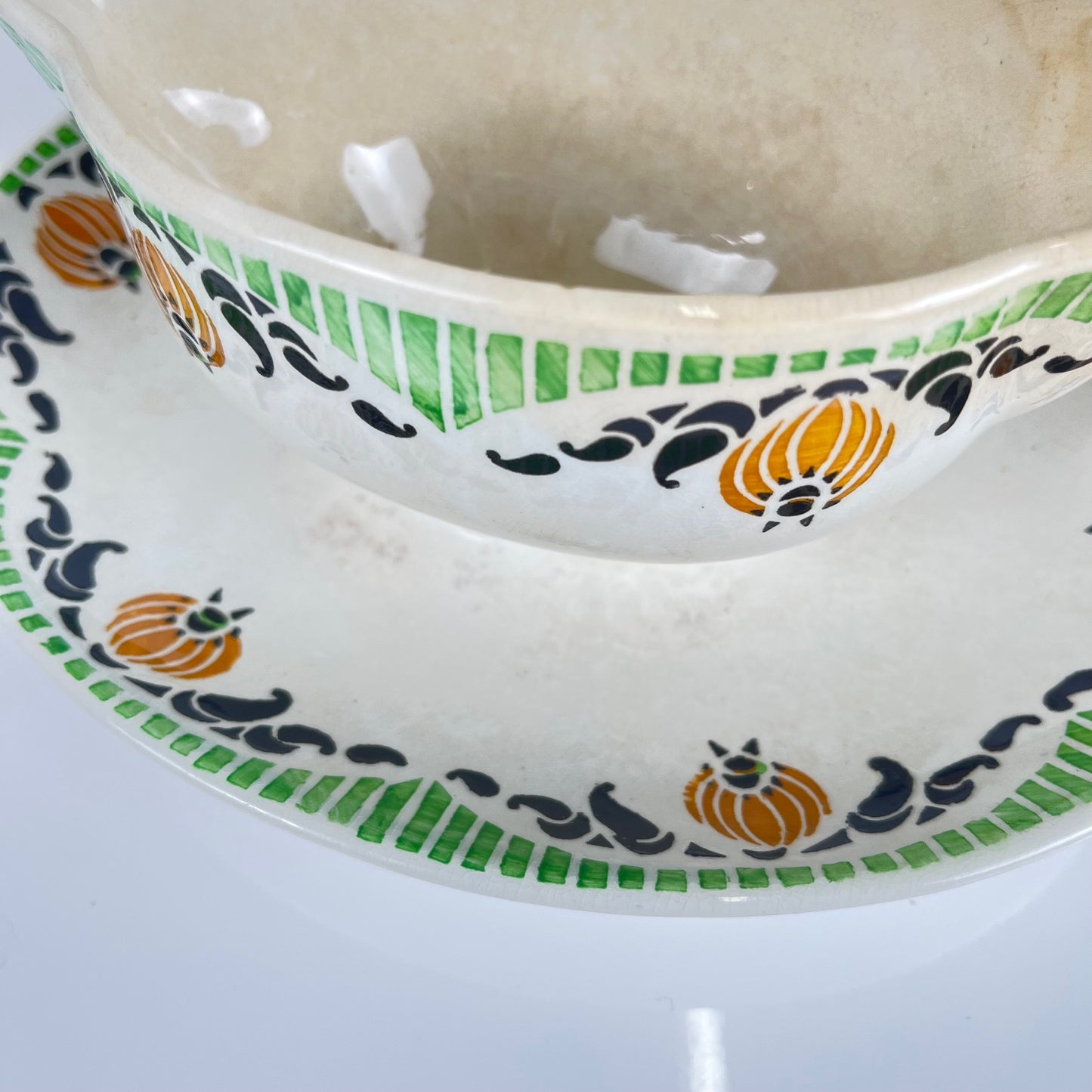 Saucière Sarreguemines "Maroussia", début XXe