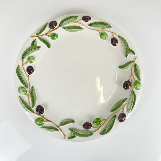 Round earthenware dish "olive", Deruta, Tiriduzzi, Italy