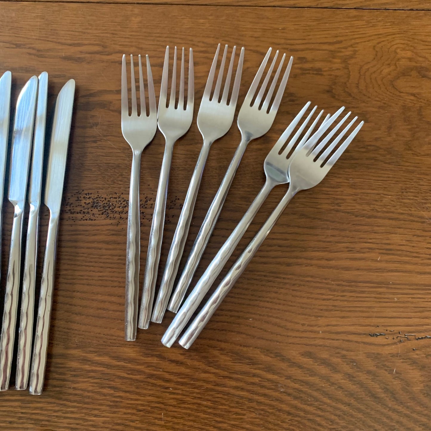 Vintage cutlery set for 6 people (24 pieces) in metal