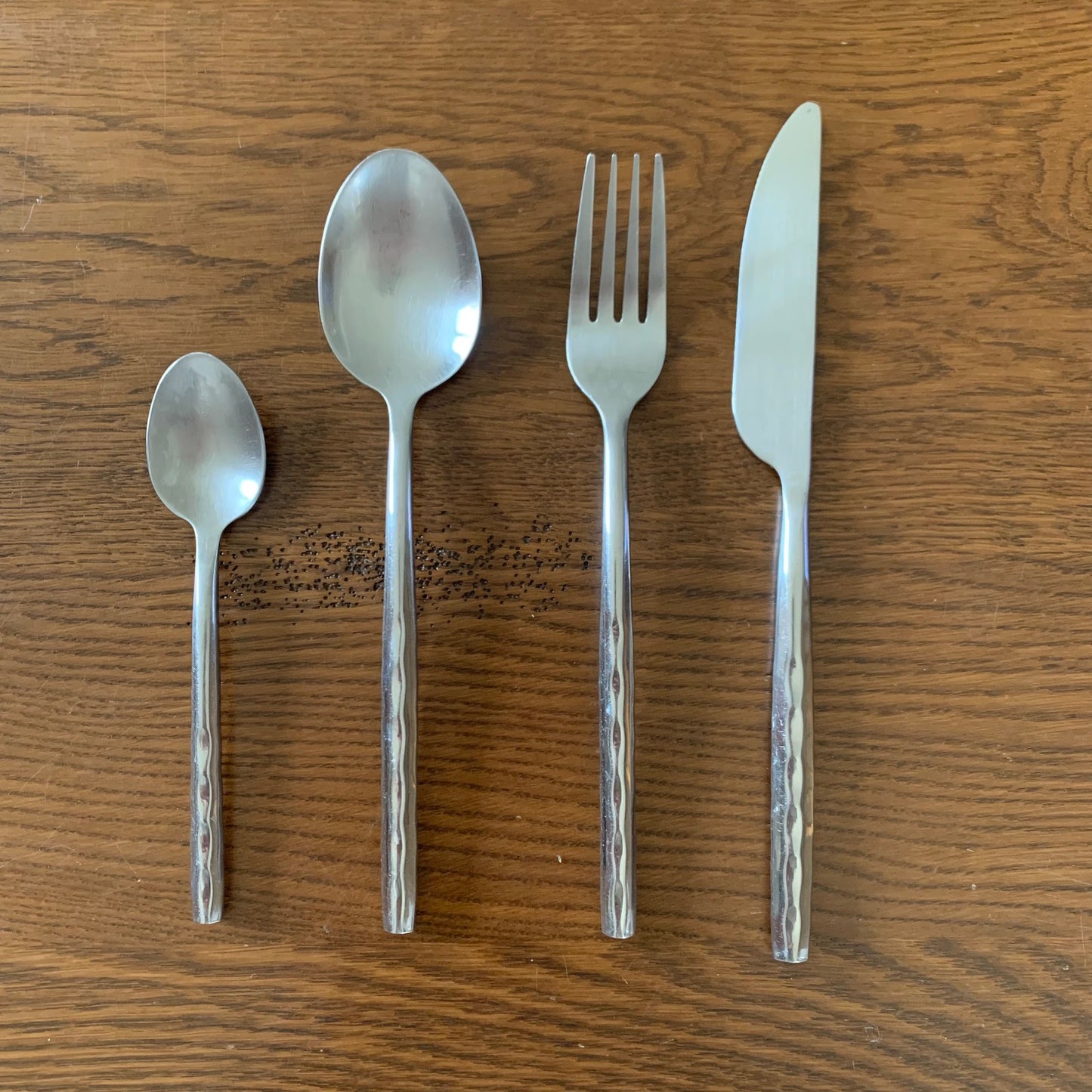 Vintage cutlery set for 6 people (24 pieces) in metal