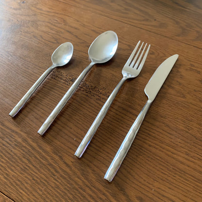 Vintage cutlery set for 6 people (24 pieces) in metal