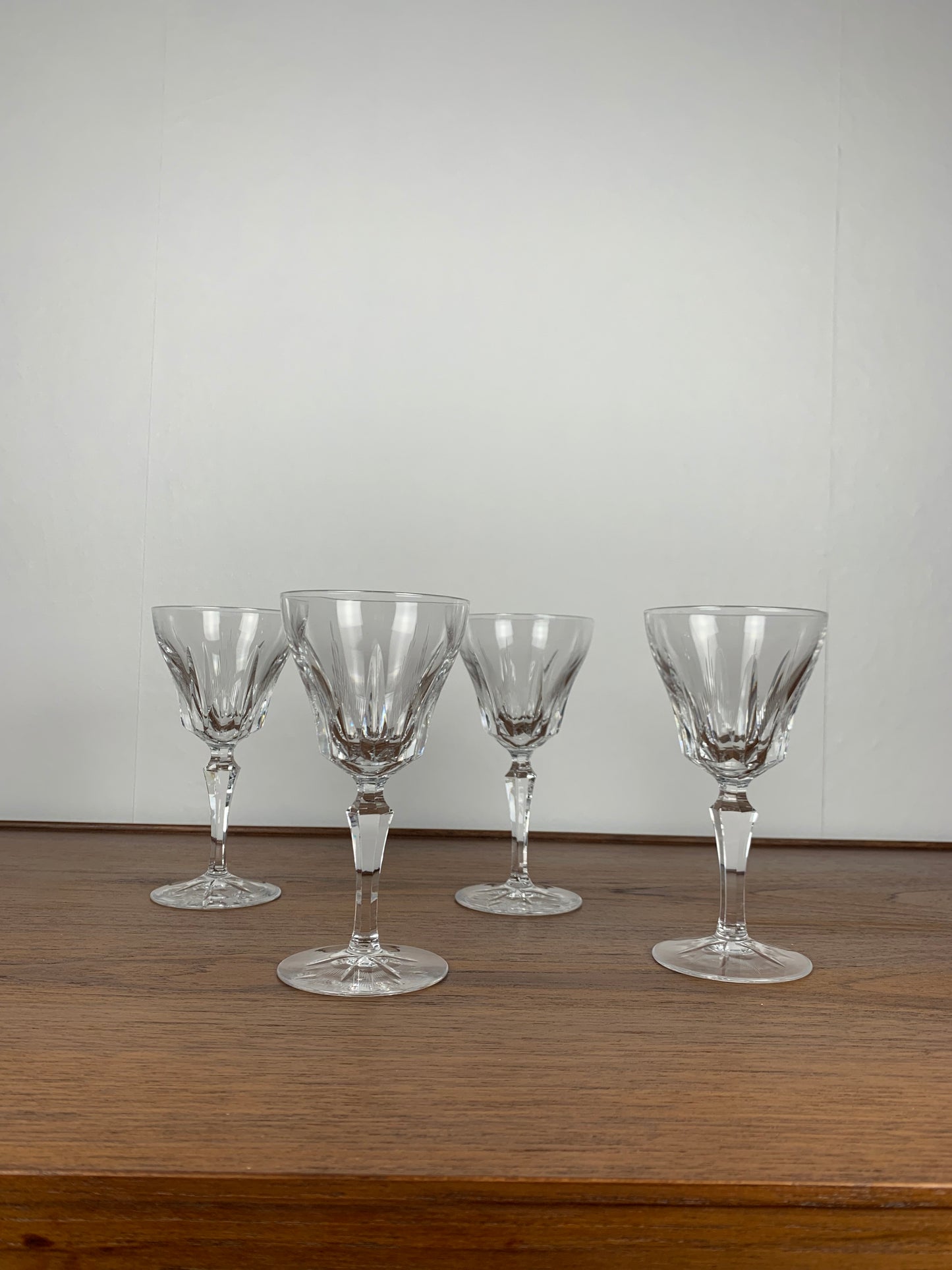 Set of 4 Villeroy & Boch crystal glasses, 20th century.