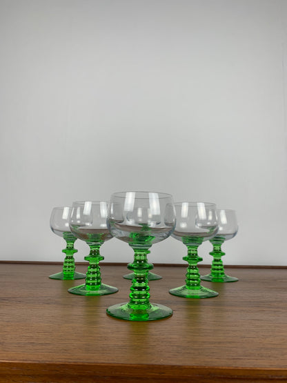 Lot de 6 verre à vin vintage pied vert emeraude