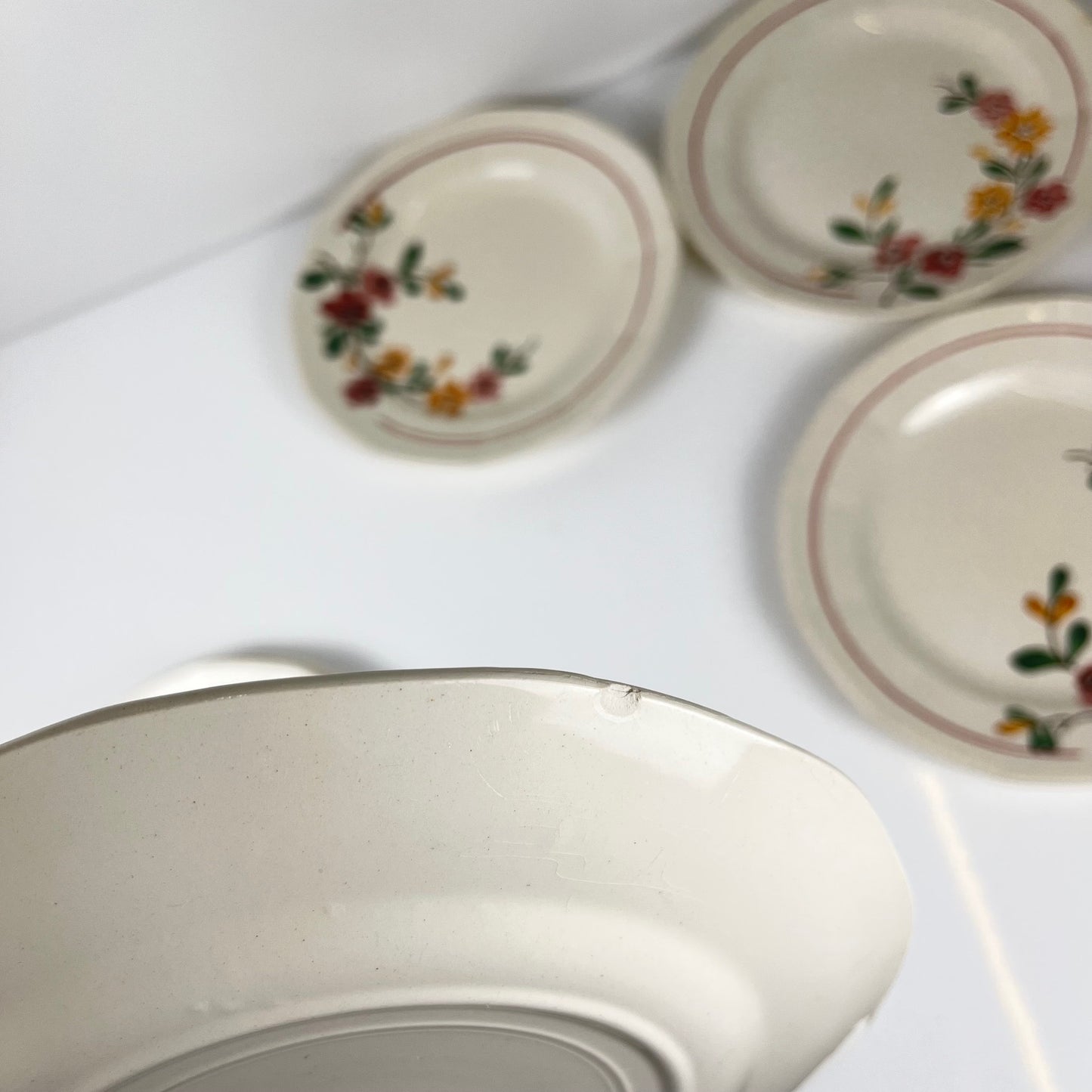 6 assiettes à dessert Sarreguemines "Bitche" , Fin XIXe- début XXe