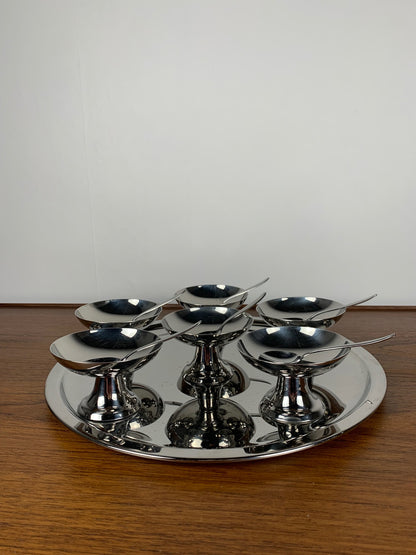 Set of 10 stainless steel ice cream cups with spoons and tray Guy Degrenne, 1970