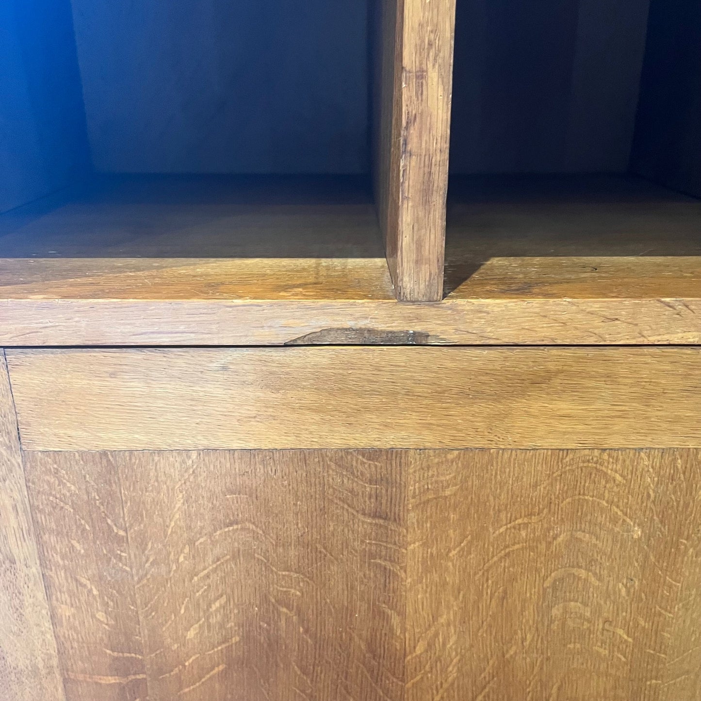 Buffet d'après guerre/ époque reconstruction en chêne , 1940/50