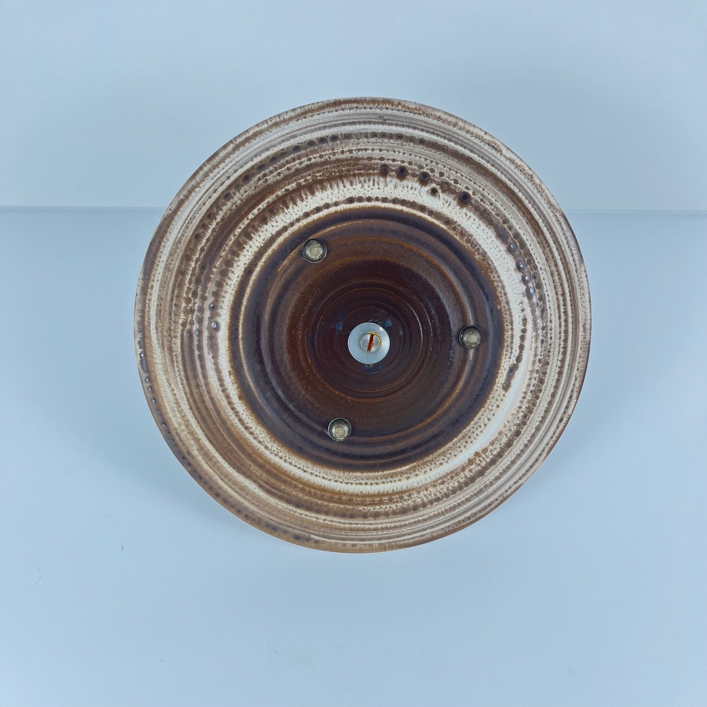 Plateau rond avec poignée en céramique , 1960/70