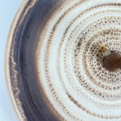 Plateau rond avec poignée en céramique , 1960/70