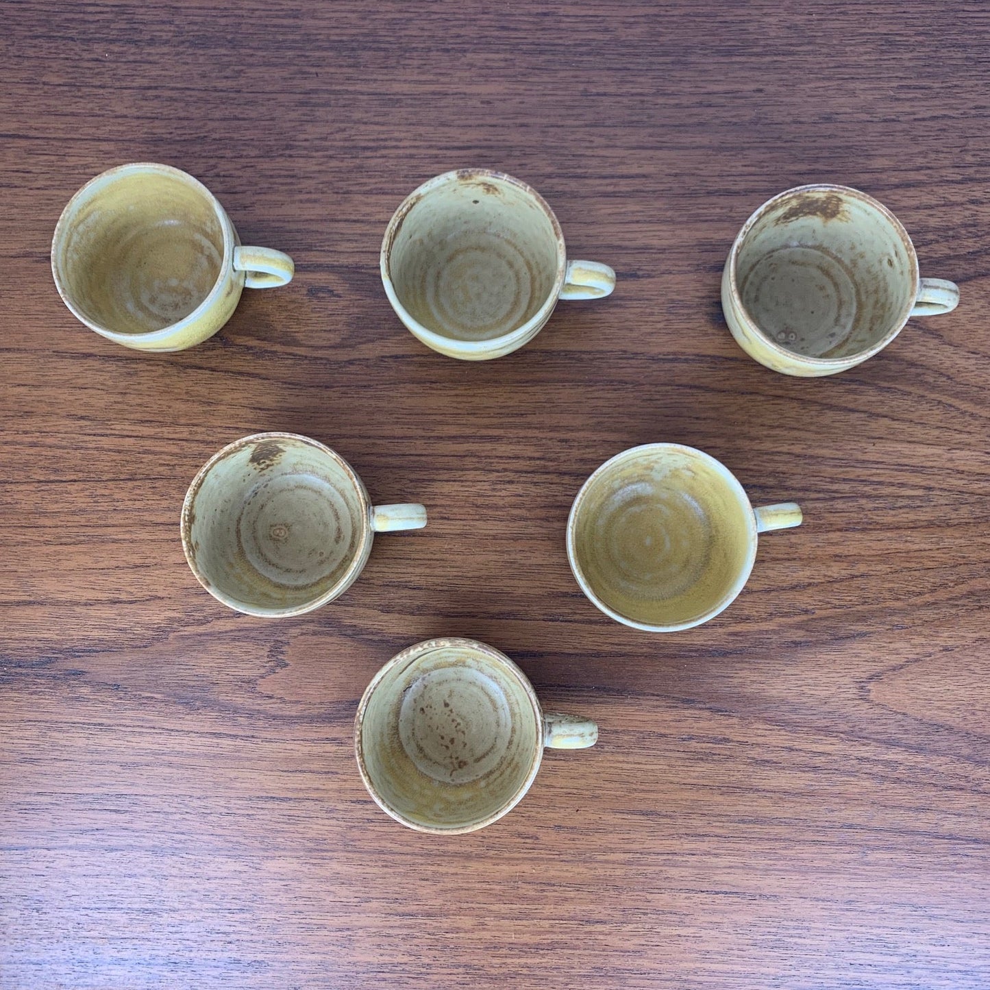 Set of 6 vintage coffee/tea cups, yellow/beige enamel