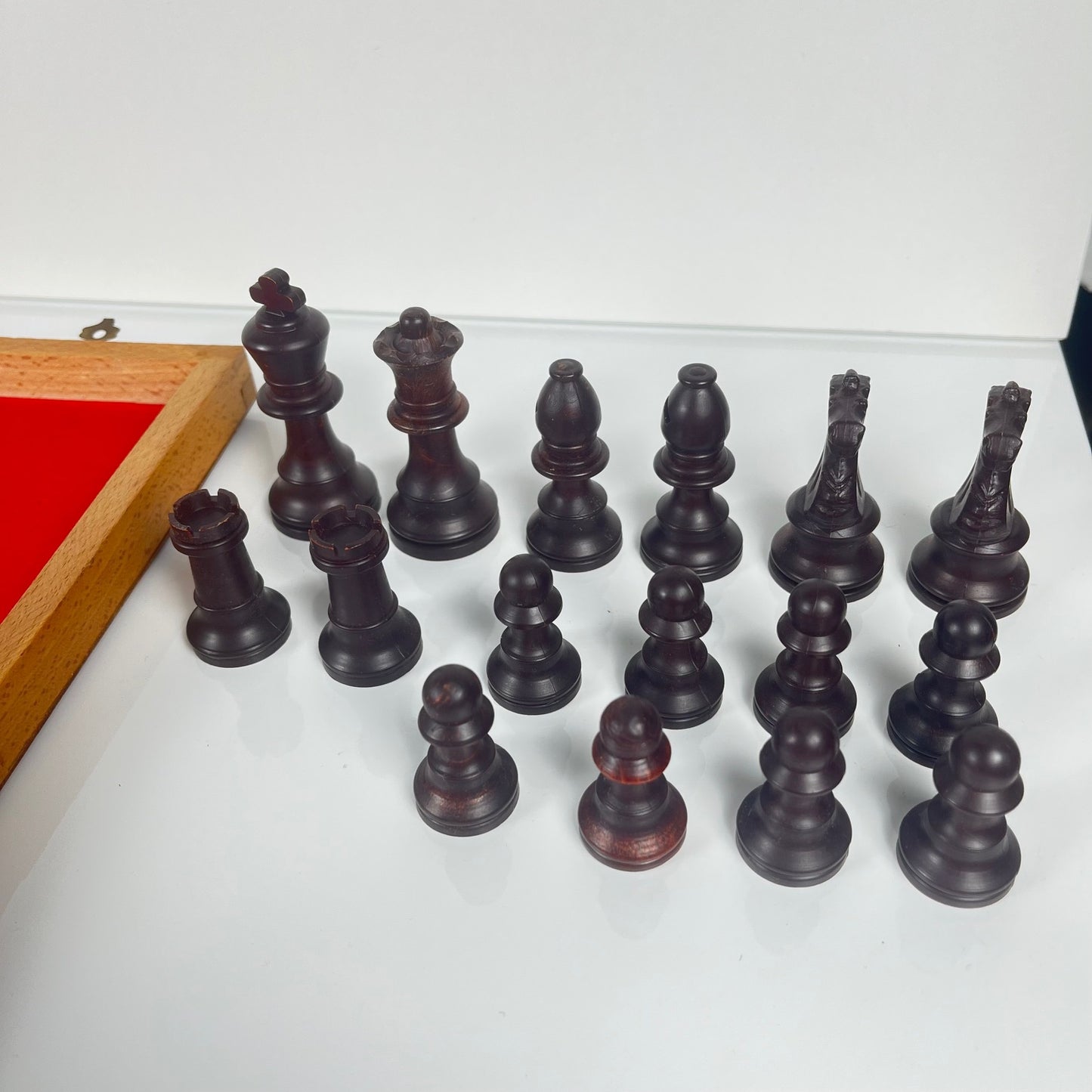 Jeux d'échec de voyage en bois et pions en plastique, 30cm