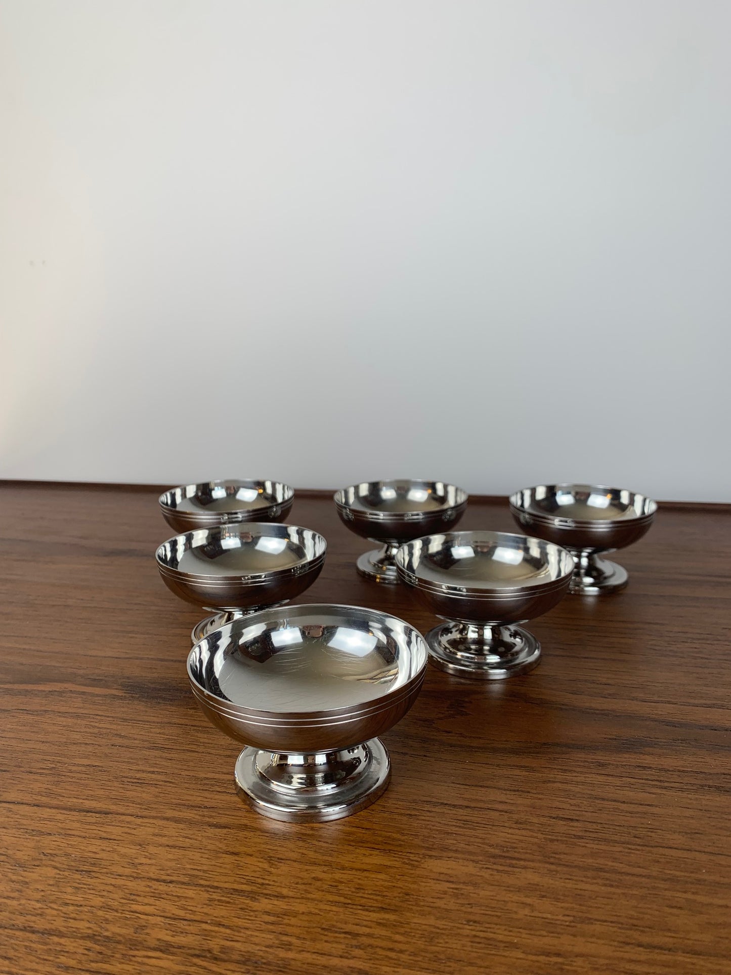 set of 6 stainless steel dessert bowls, 1970