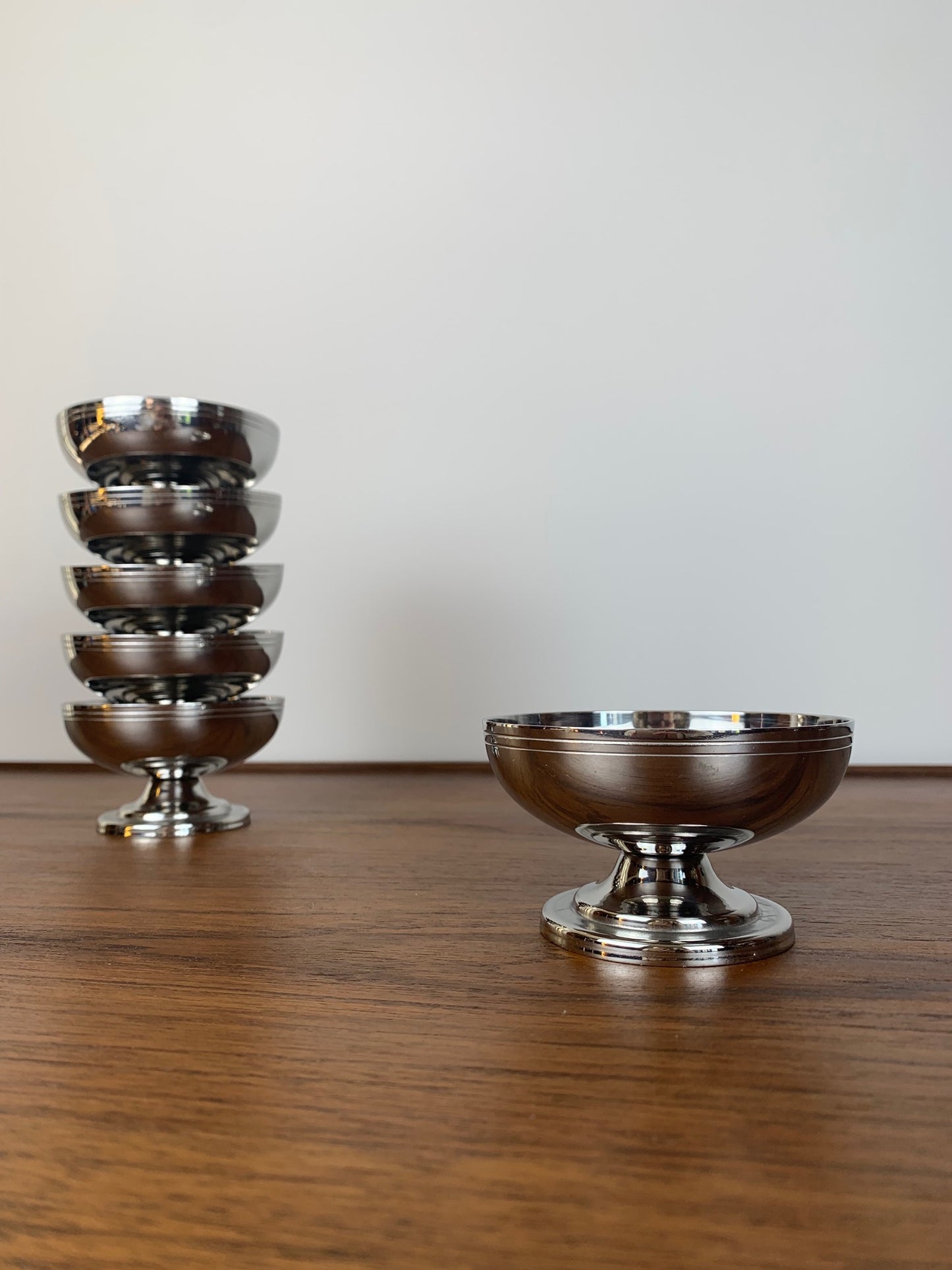 set of 6 stainless steel dessert bowls, 1970