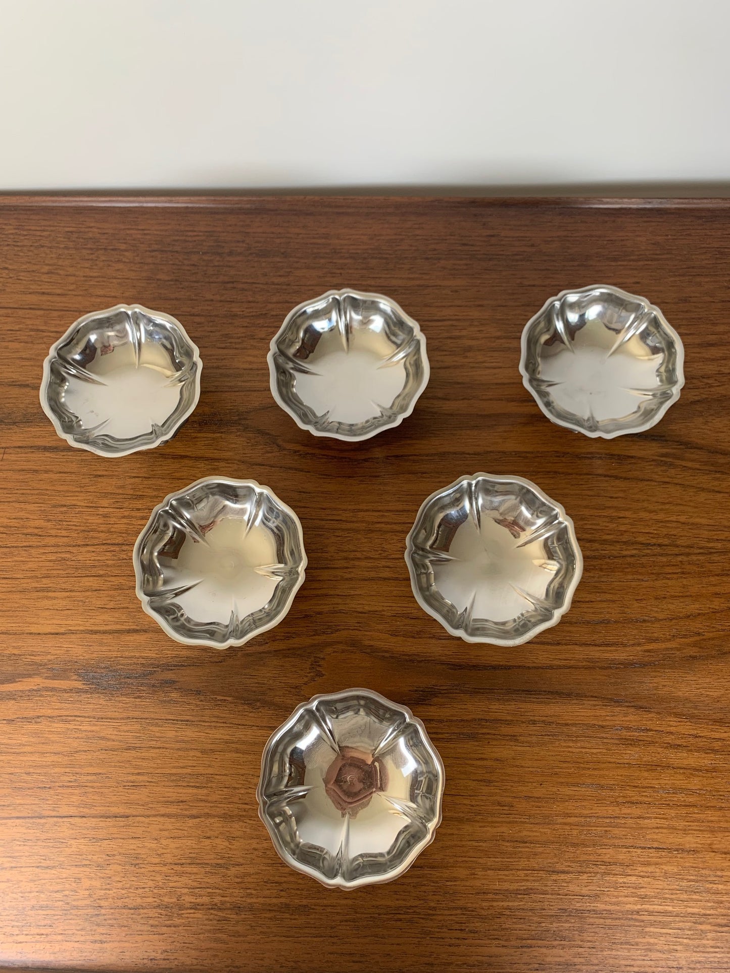 set of 6 stainless steel dessert bowls, 1970