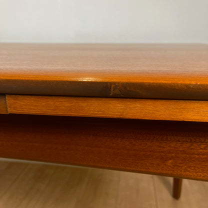 Table à manger extensible en teck par LB Kofod Larsen, MCM