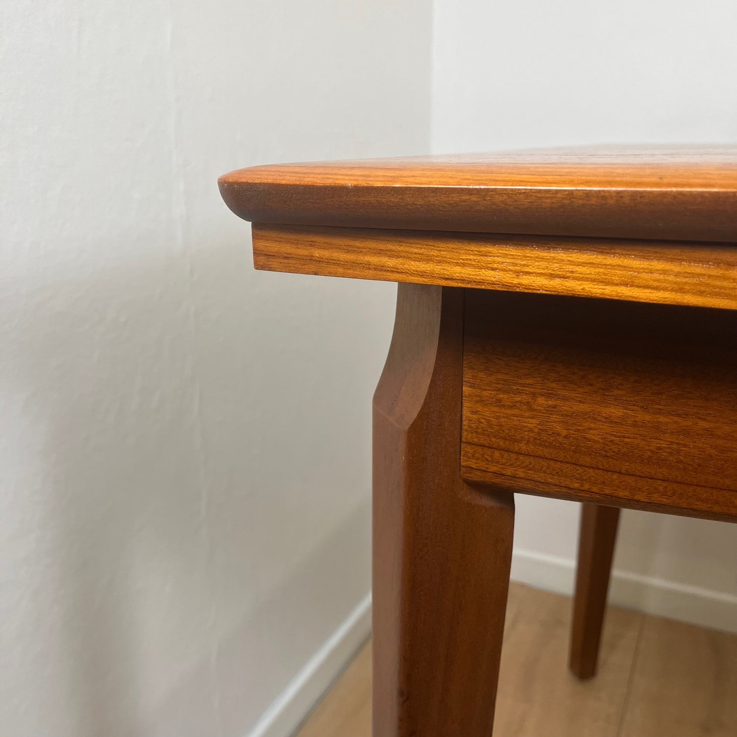 Table à manger extensible en teck par LB Kofod Larsen, MCM