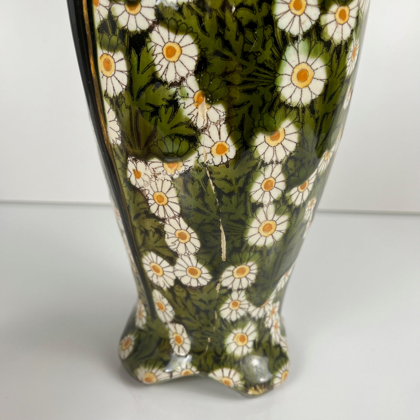 Vase Art nouveau KG Lunéville, motif fleurs, Fin XIXe-Début XXe