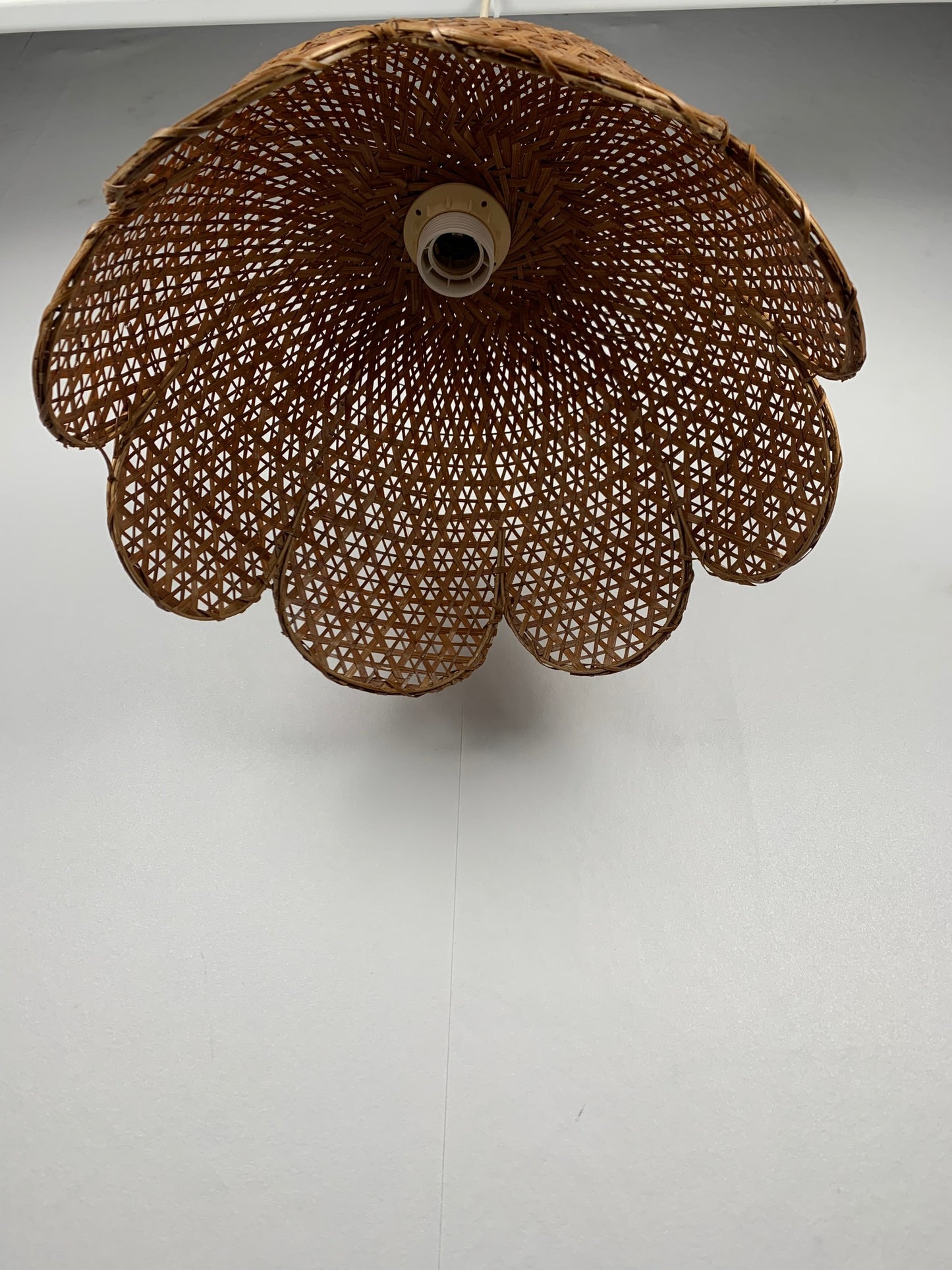 Flower-shaped pendant light, woven rattan, 1970