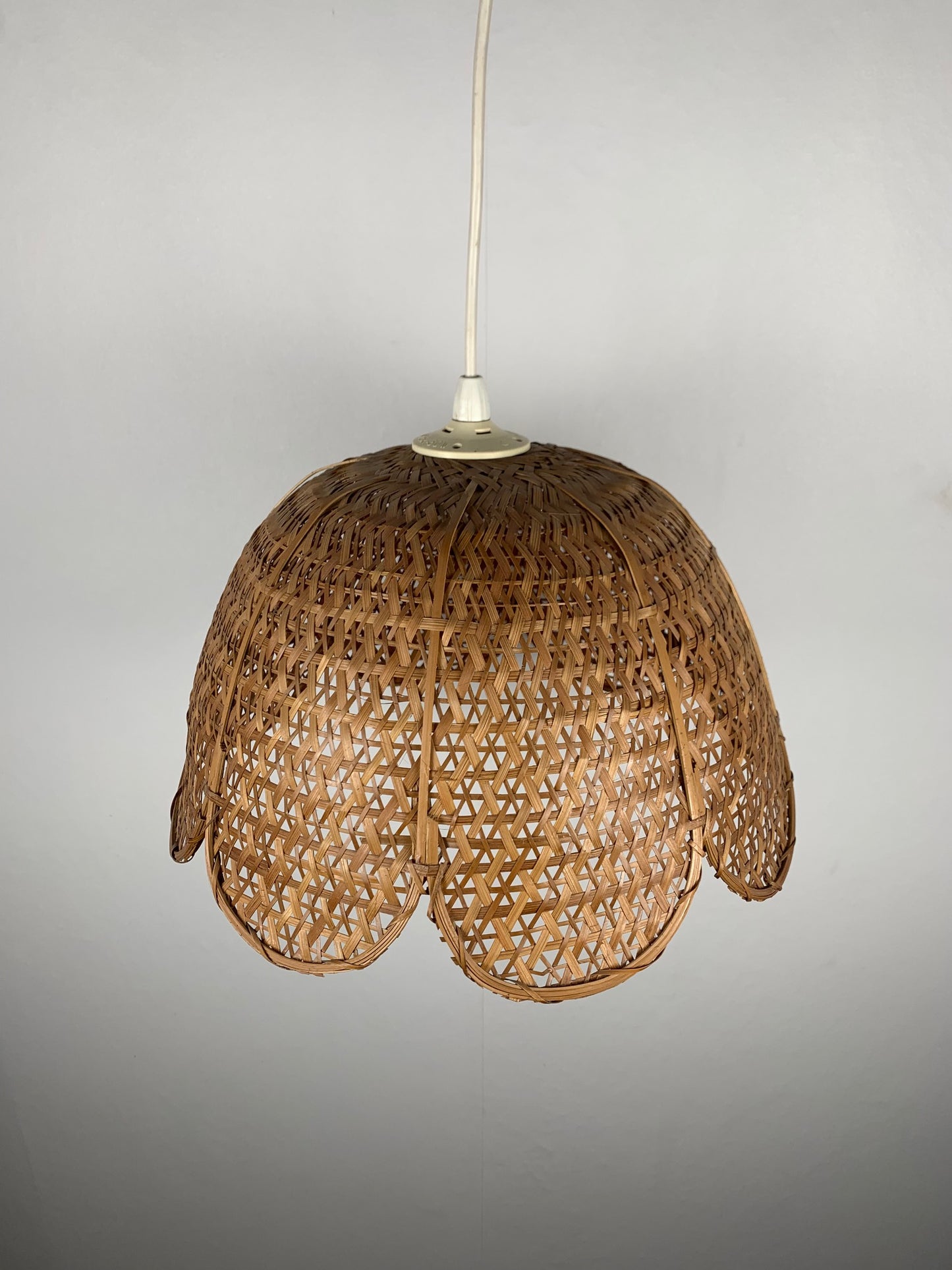 Flower-shaped pendant light, woven rattan, 1970