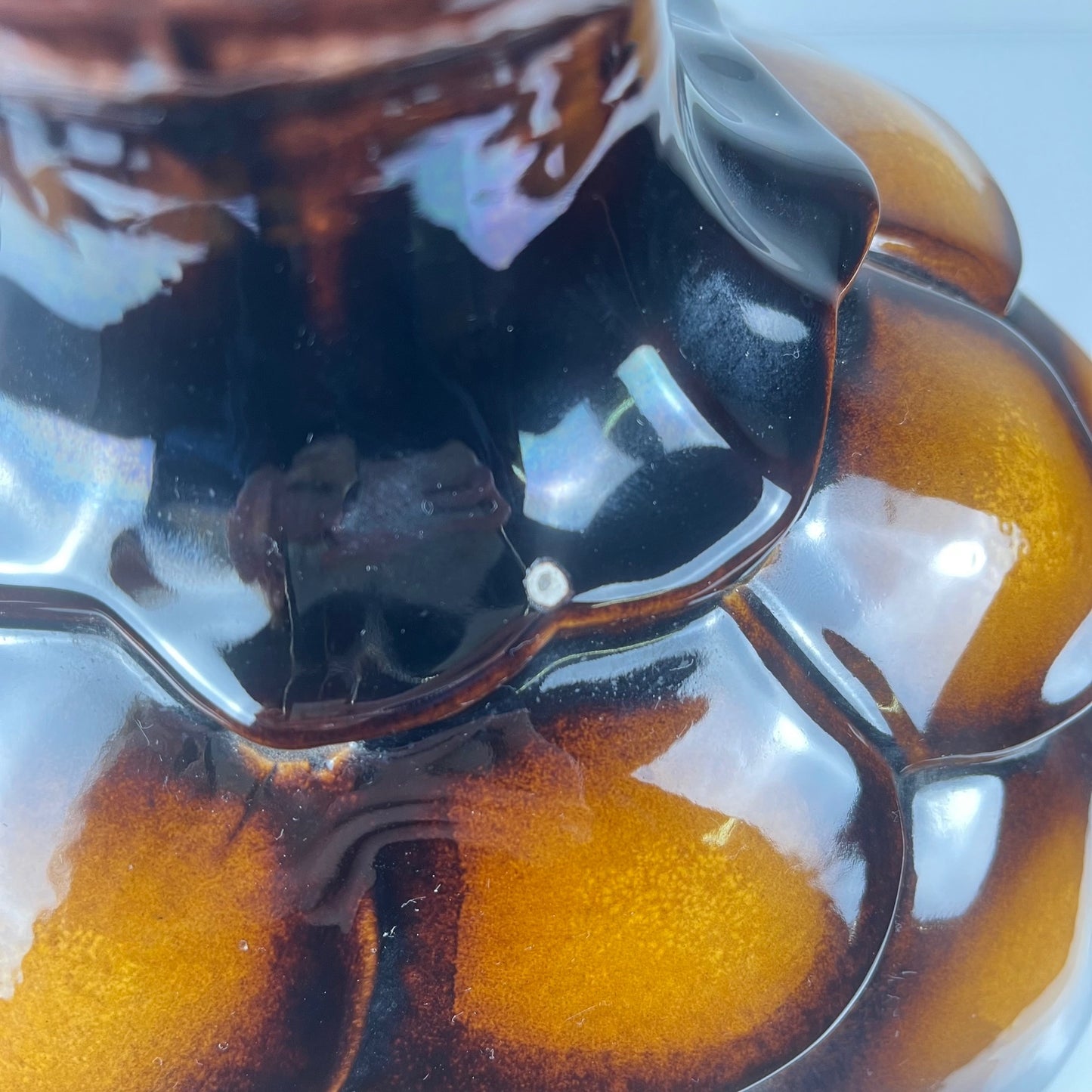 Large Lampe de Table en céramique "écaille" , 1970, double ampoules