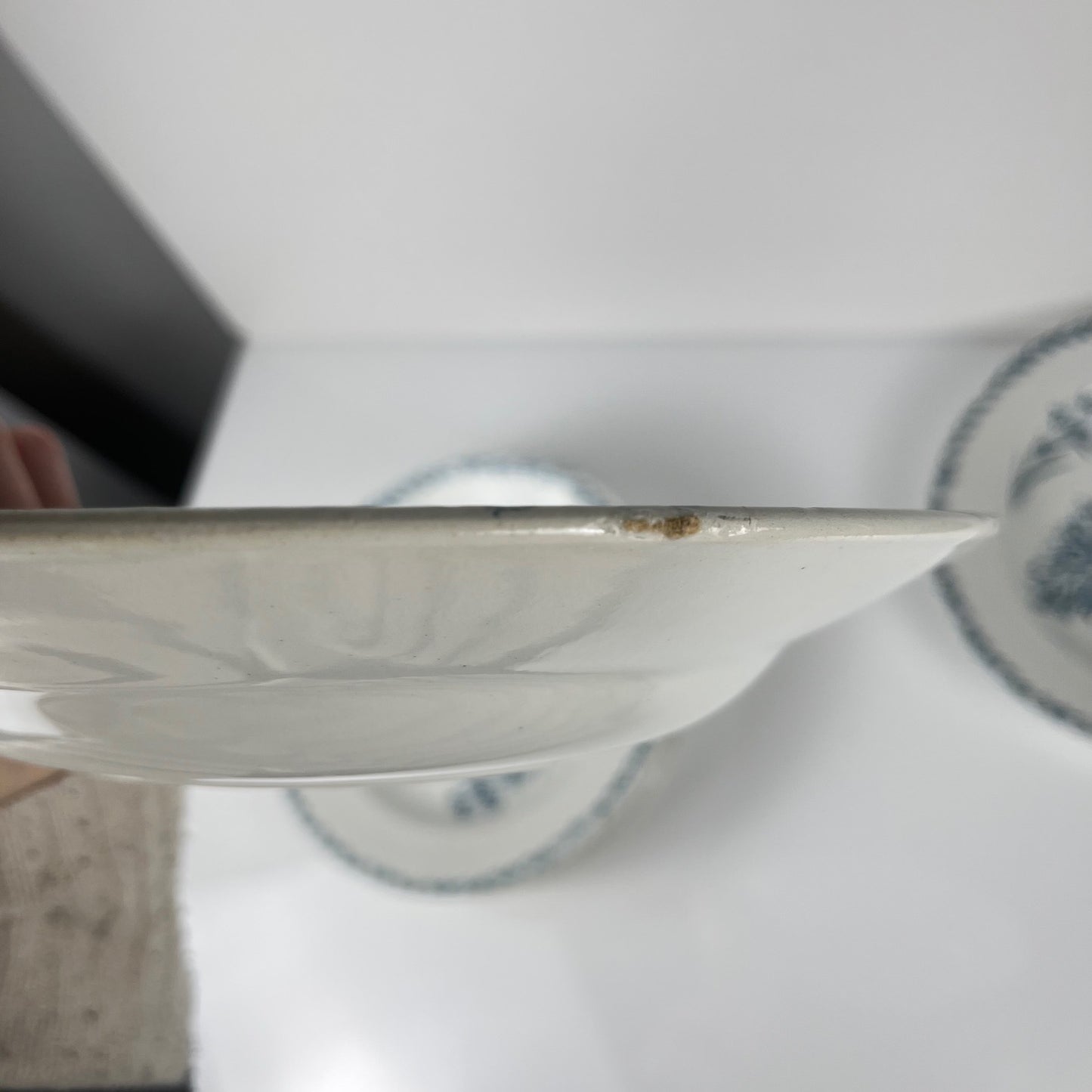 Set of 8 soup plates, "Oeillet" pattern, KG Lunéville, ironstone, 19th century