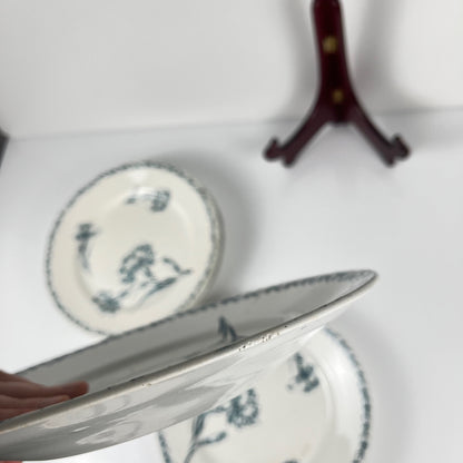 Lot de 6 assiettes plates modèle "Oeillet", KG Lunéville, terre de fer, XIXème siècle