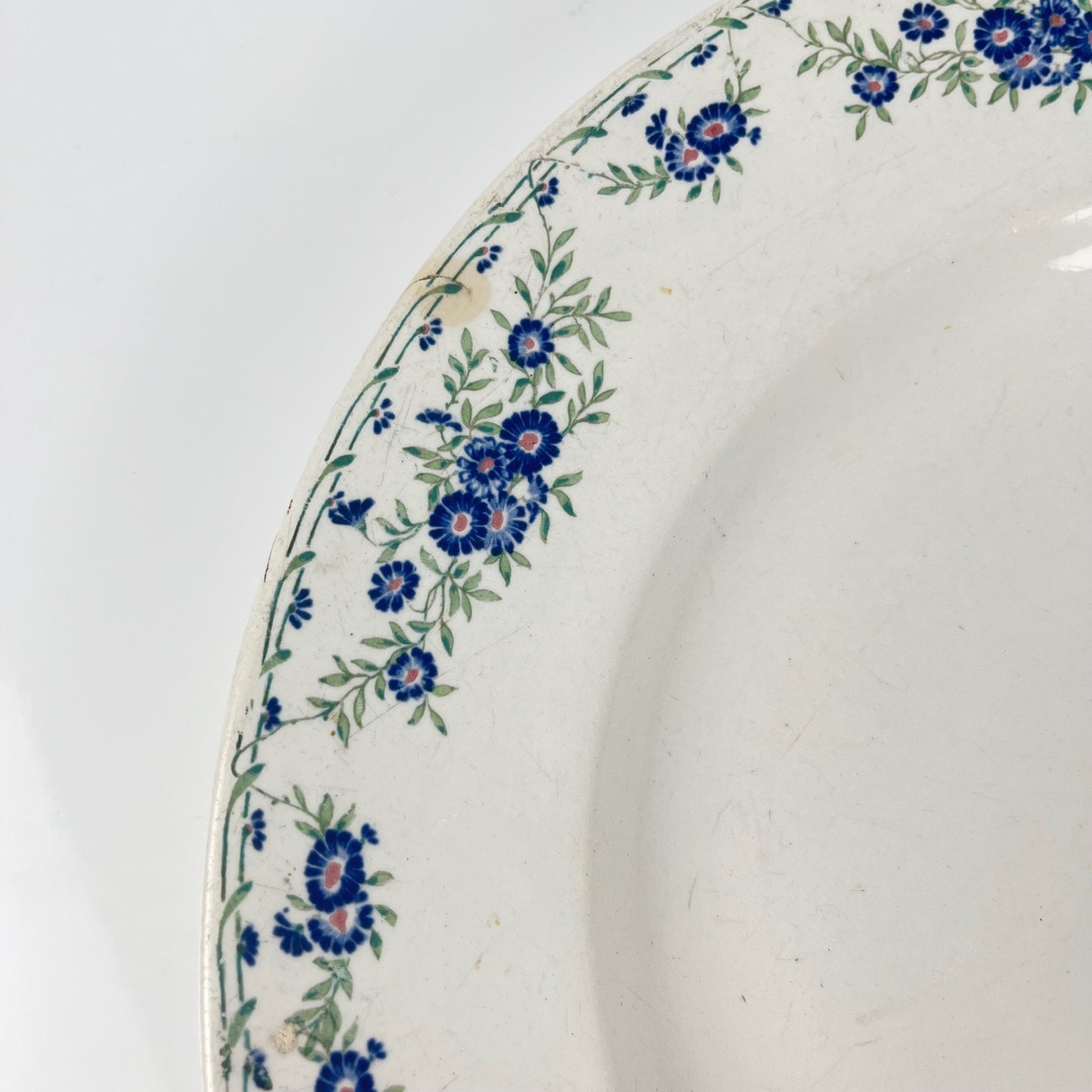 Plat rond "Marguerites", Sarreguemines, 1875 - 1920