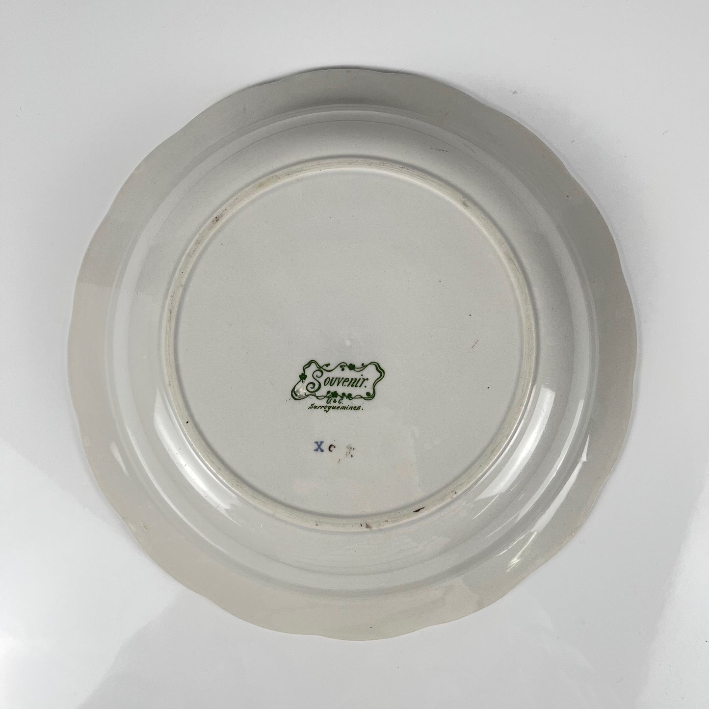 Plat creux  "Souvenir", Sarreguemines, Vers 1875 - 1918