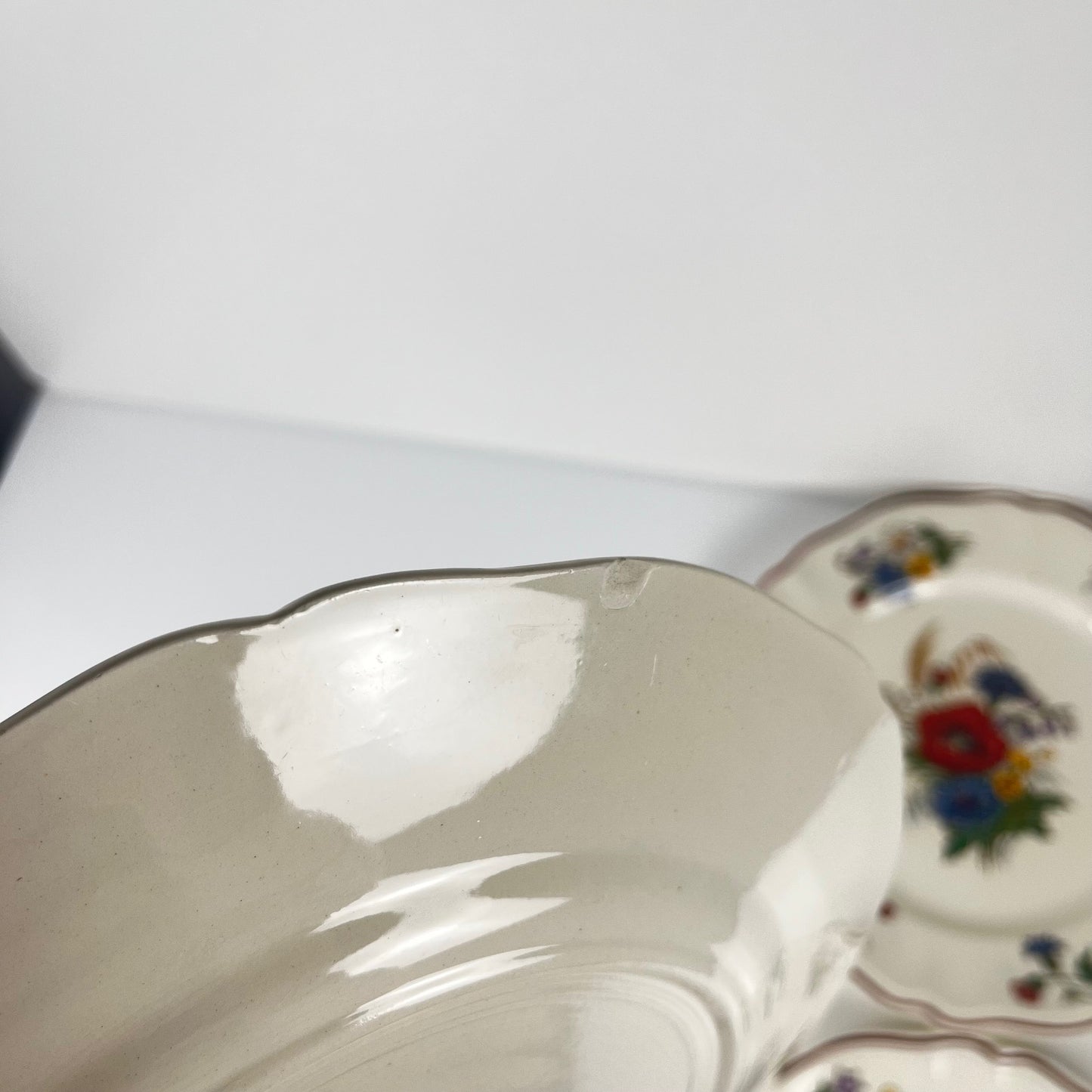 Set de 4 assiettes plates "Agreste", Sarreguemines, première moitié du XXeme s.