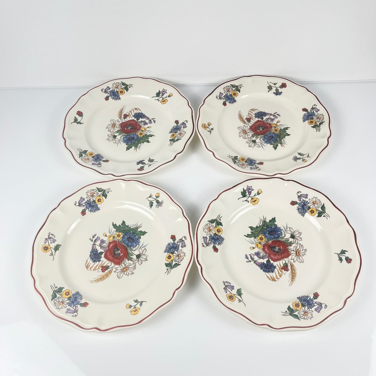 Set de 4 assiettes plates "Agreste", Sarreguemines, première moitié du XXeme s.