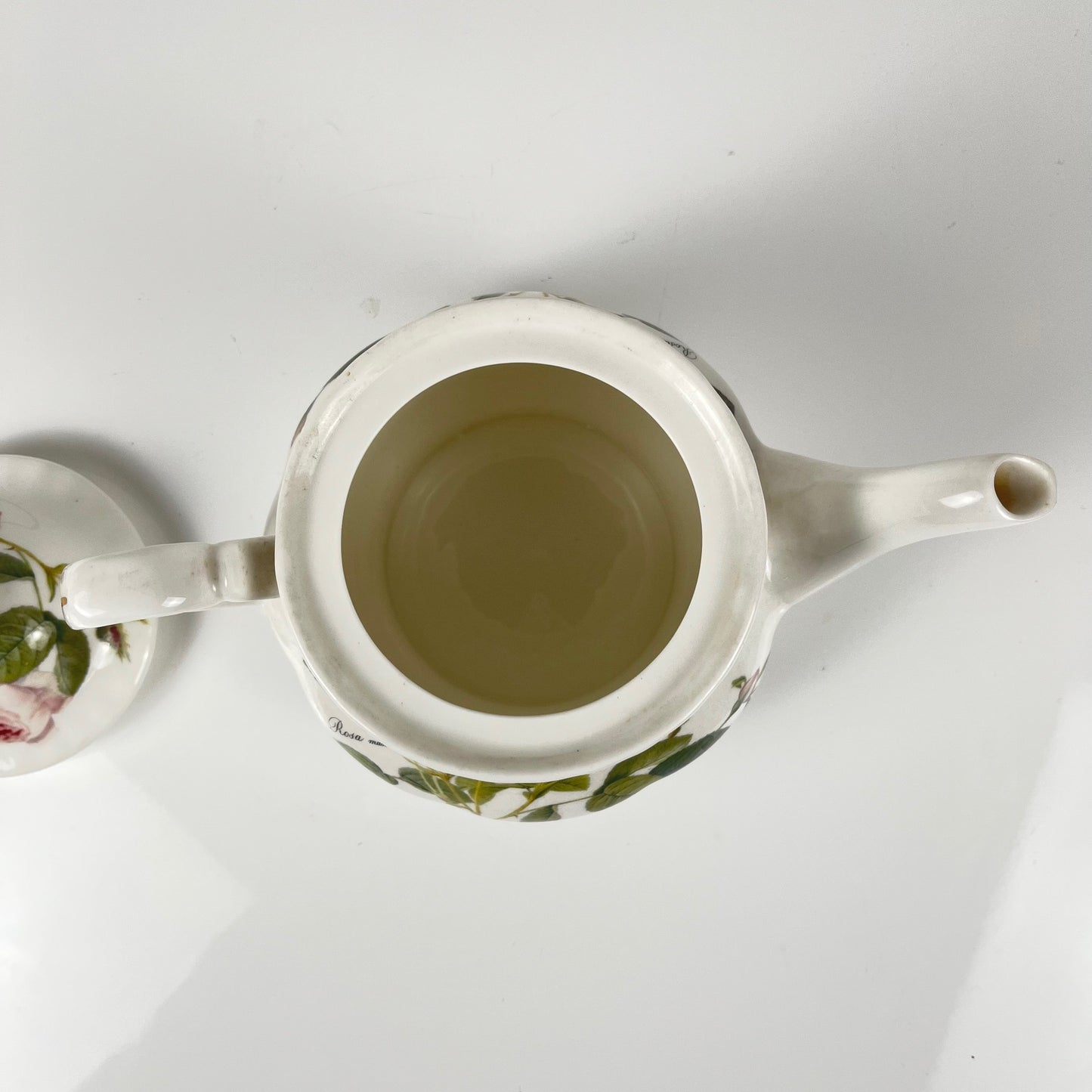 Théière Redouté roses, Roy Kirkham, Angleterre, 1996