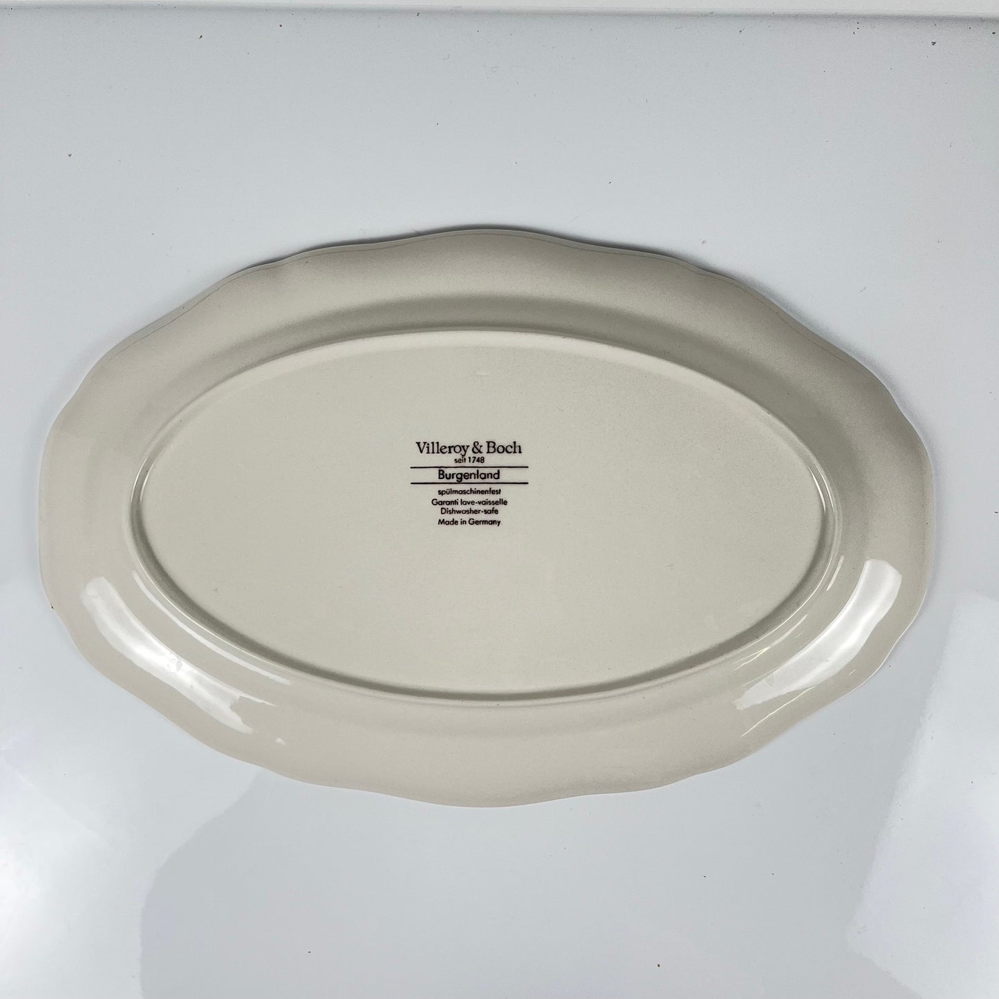 Large oval dish "Burgenland", Villeroy & Boch, red