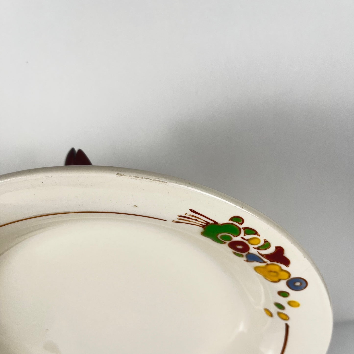 Set de 6 assiettes demi-creuse Longwy , début XXème s. , décor Floral