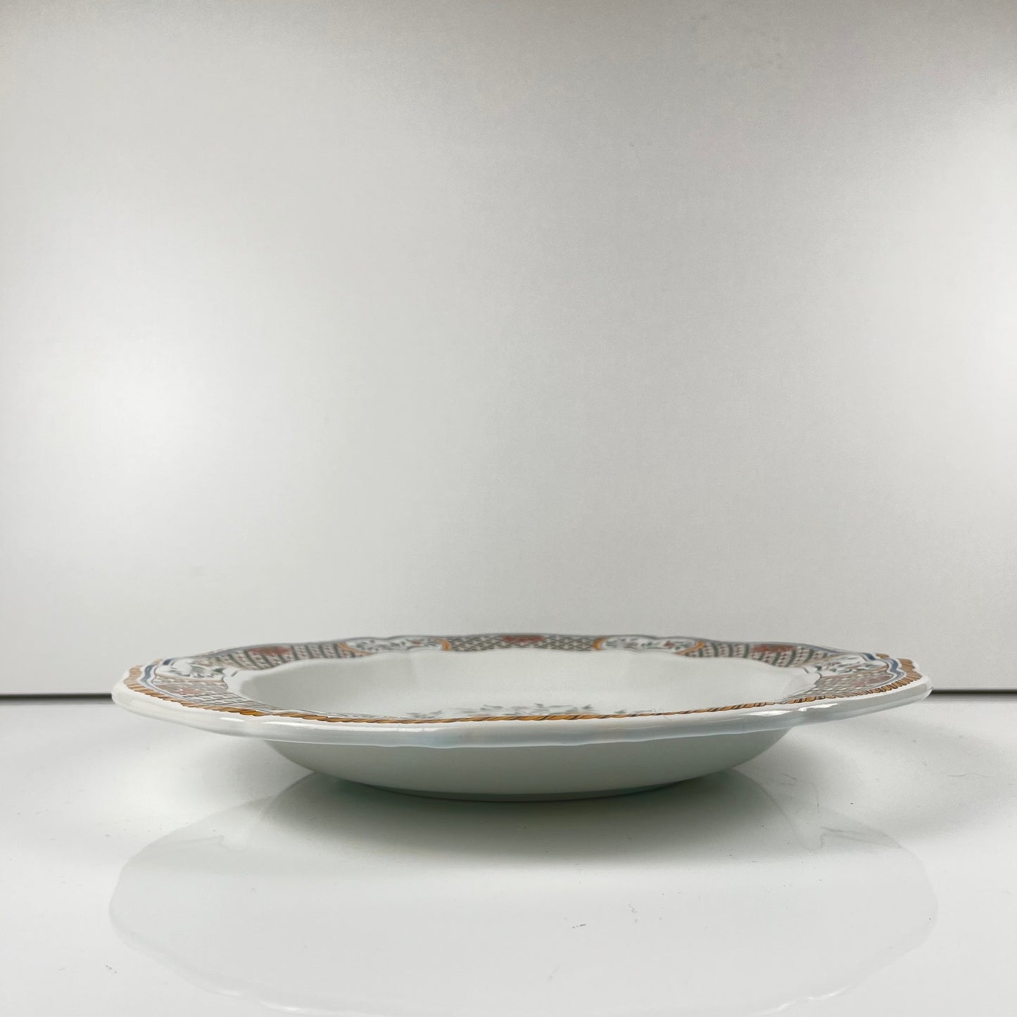 Plat rond semi creux Gien modèle Rouen Sainfoin, 1990