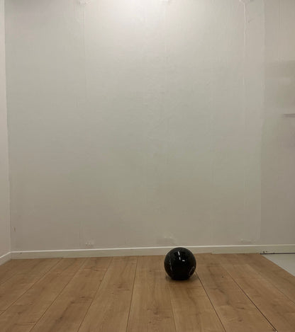 Table basse asymétrique roche bobois en verre et marbre, 1980/90