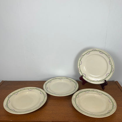 Set of 4 Longwy plates, Loridan model, early 20th century.