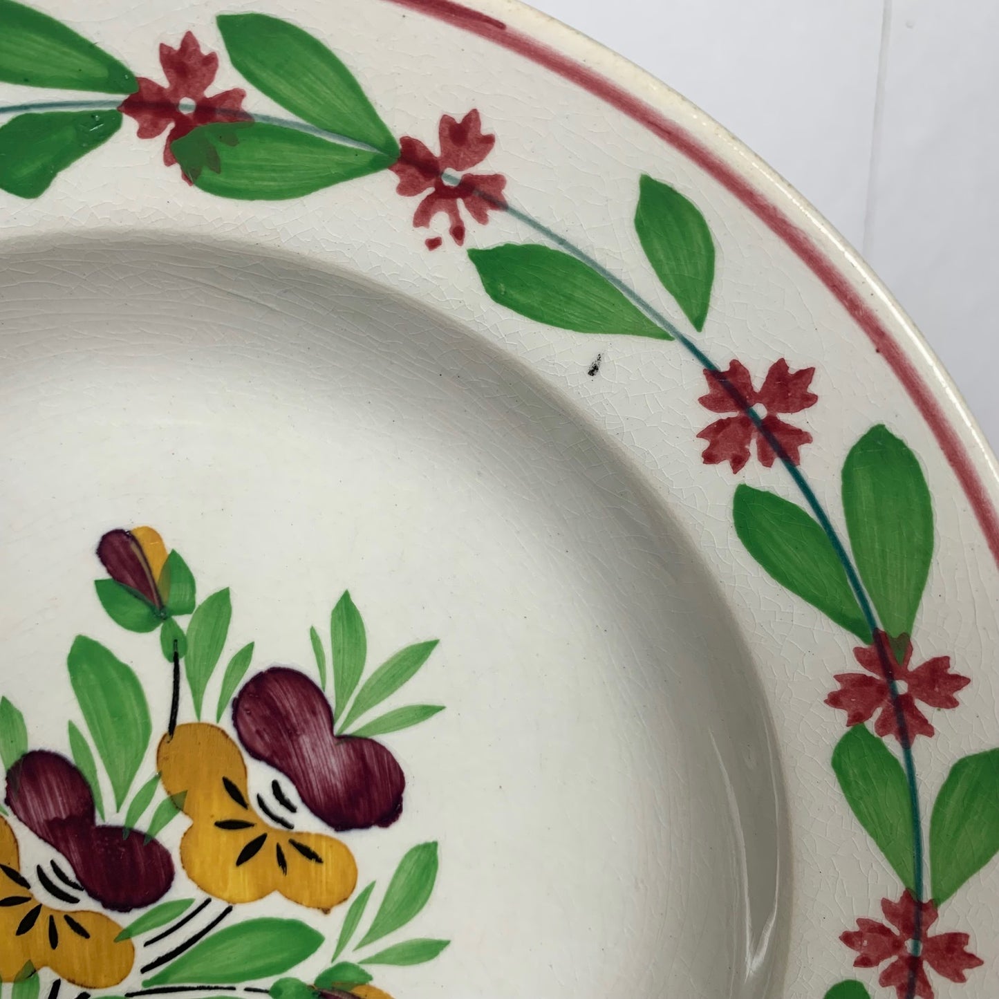 Set of 2 Sarreguemines soup plates, 19th century.