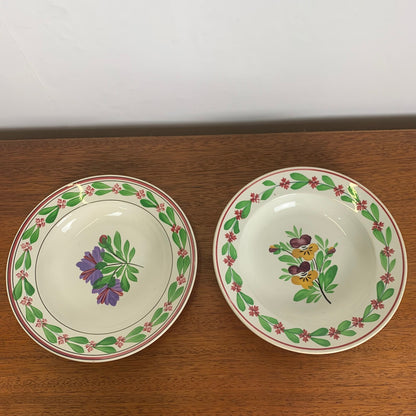 Set of 2 Sarreguemines soup plates, 19th century.