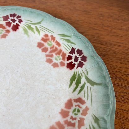 Set of 2 Choisy le roi plates, iron earth, floral motif, late 19th century