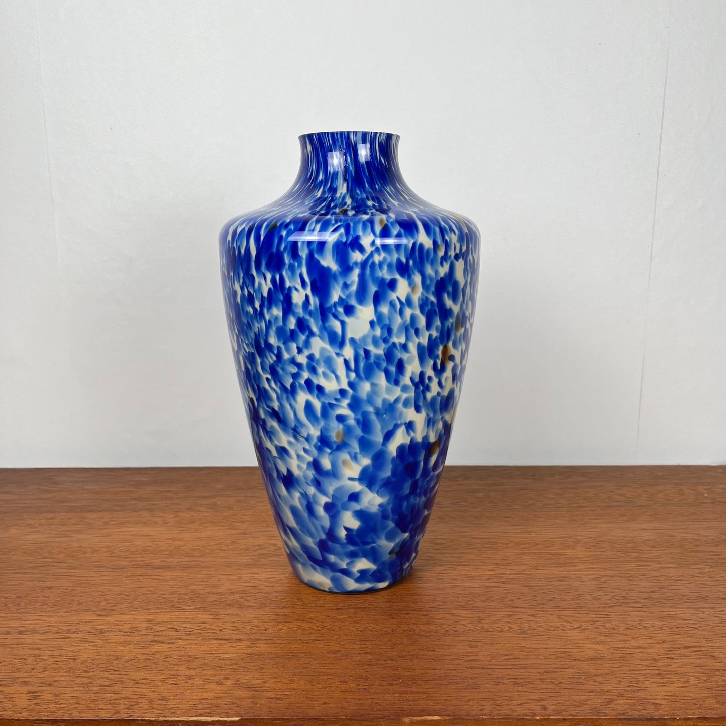 Blown glass vase with cobalt blue and white speckled effect