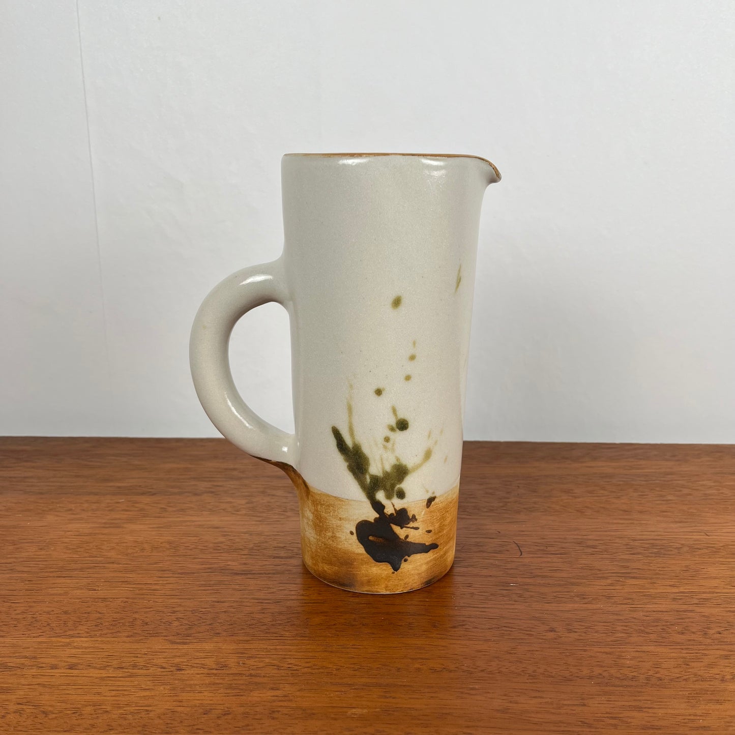 Stoneware jug "La Colombe", 1960/70