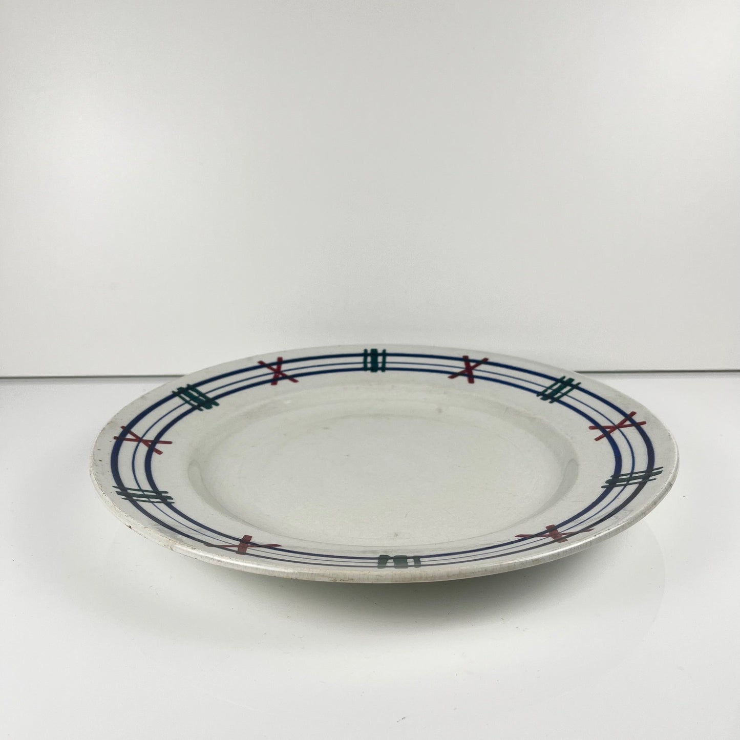 Round platter KG Lunéville "Tolosa", 1910/1920
