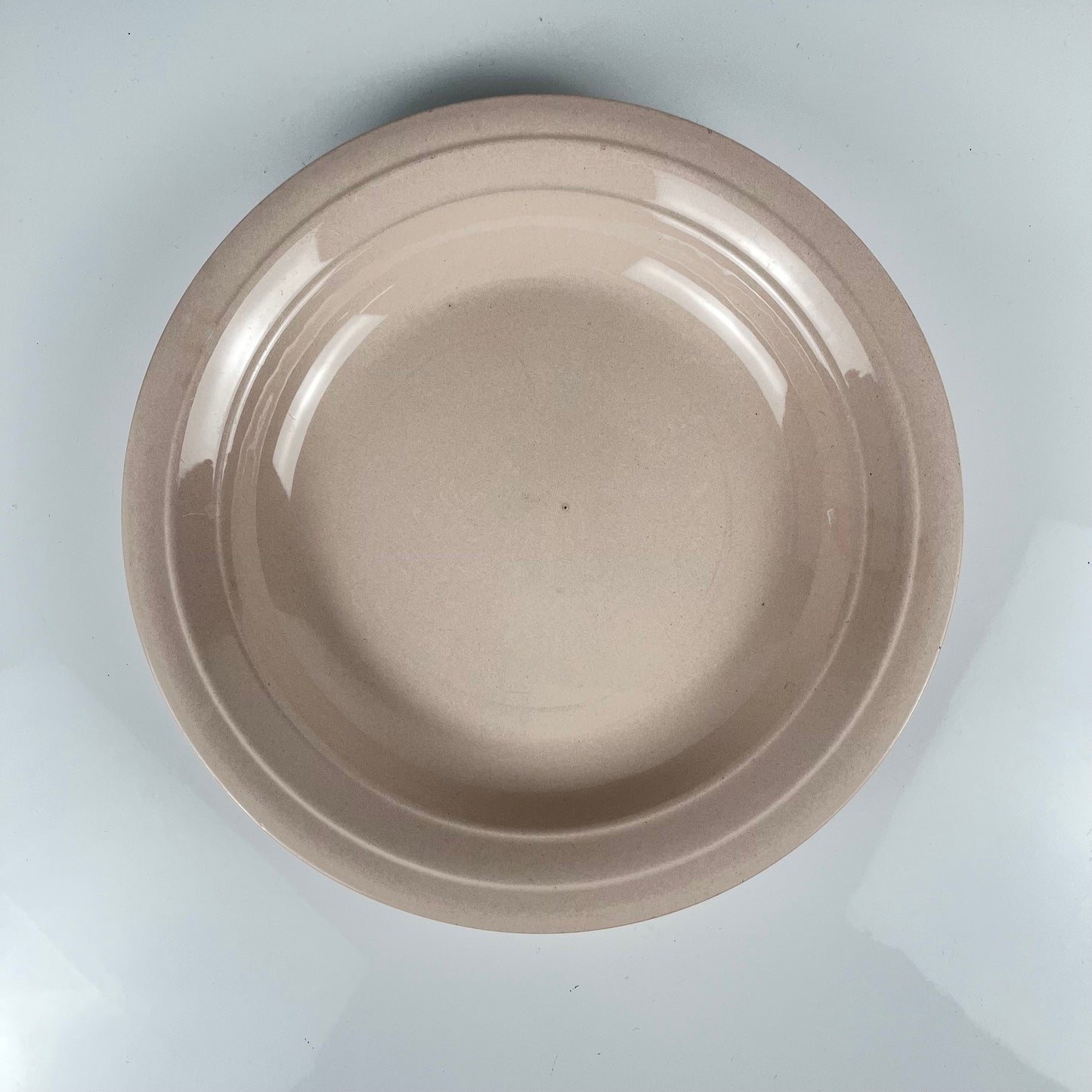 Pale pink round, shallow dish, St Amand, ceranor, 1940